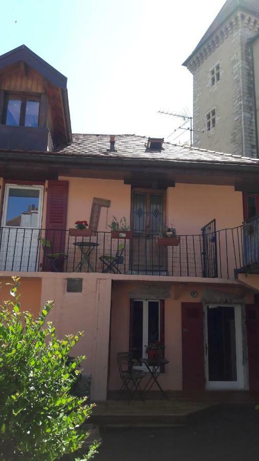 D'anna Apartment